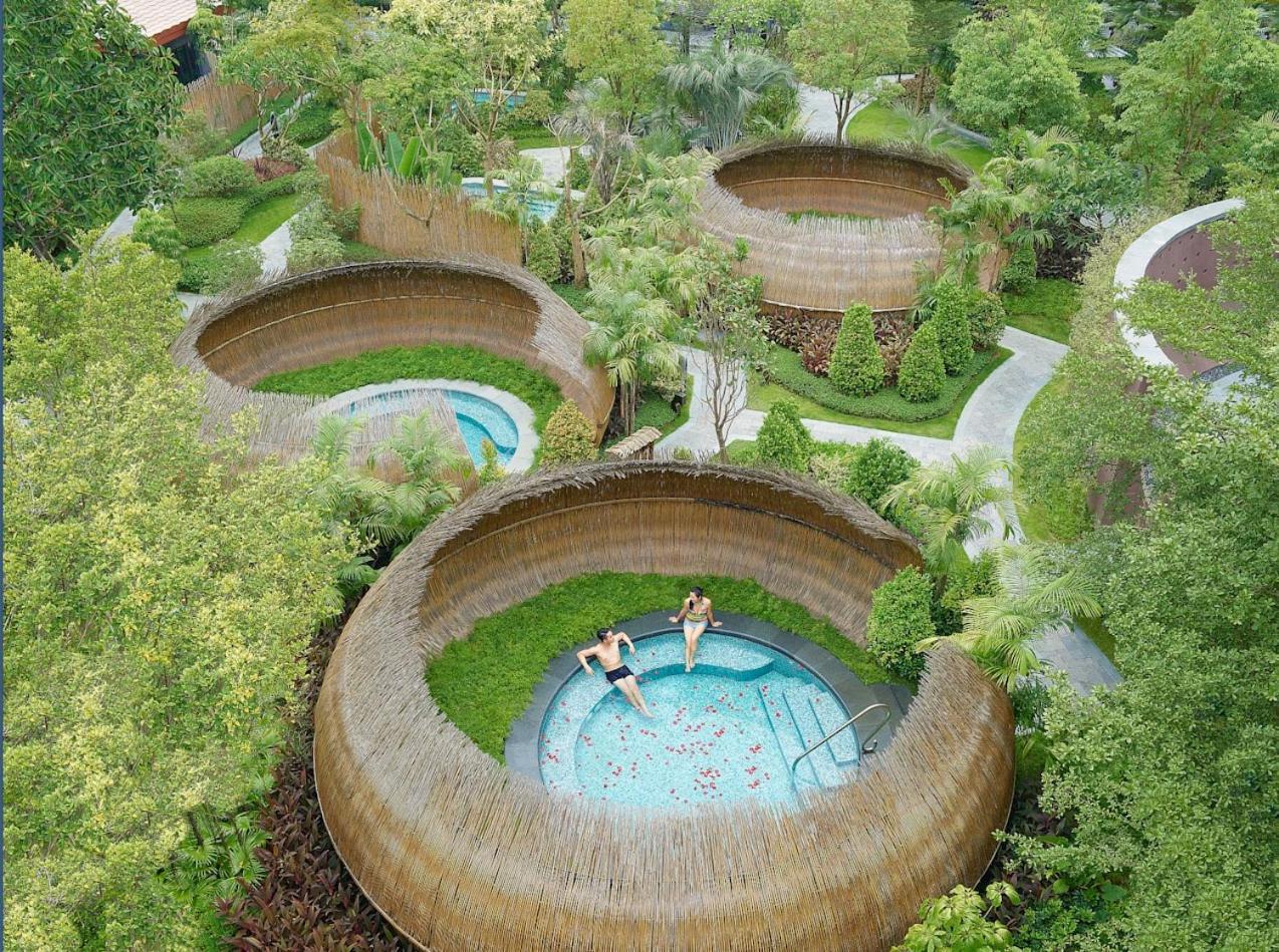 Dusit Devarana Hot Springs & Spa Guangzhou Exterior photo